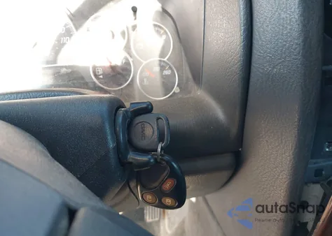 2002 GMC Envoy Slt z USA, uszkodzony, nr VIN 1GKDT13S122513815